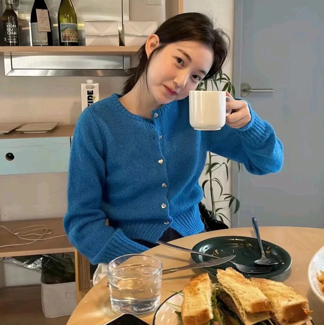 黄蜂女